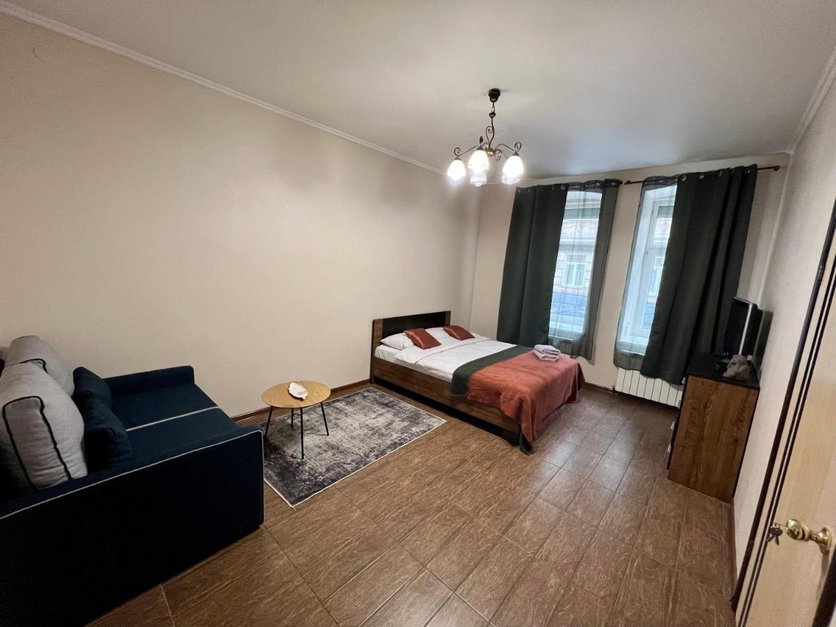 Old City Apartment With Parking Lviv Eksteriør bilde